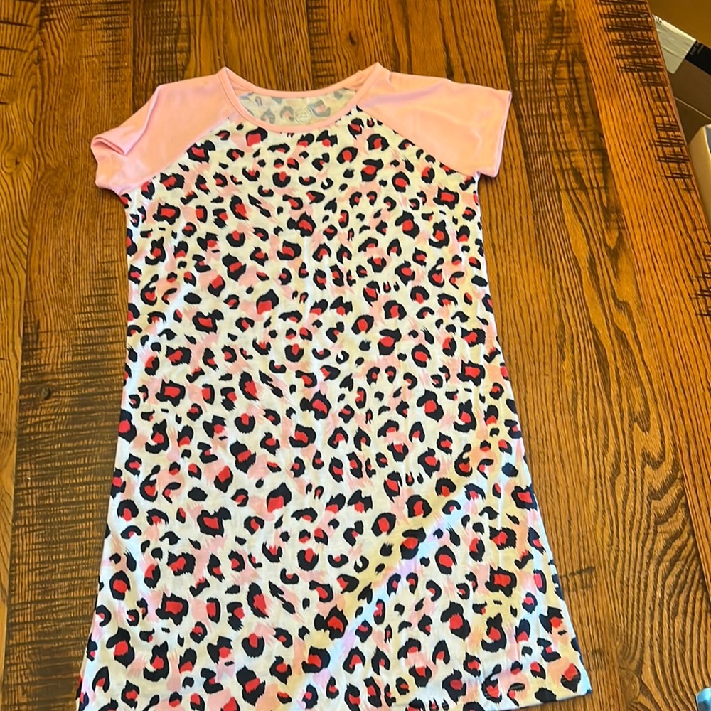 Girls nightgown